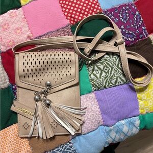 Women's Tan Crossbody Bag